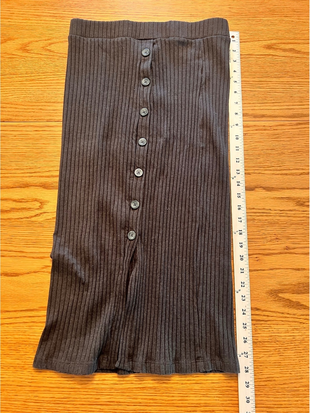 Time and Tru Ribbed Button-Front Midi Skirt in Brown, Size Small